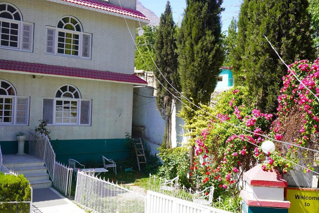 Hotel Dewanekhas Skardu Exterior foto