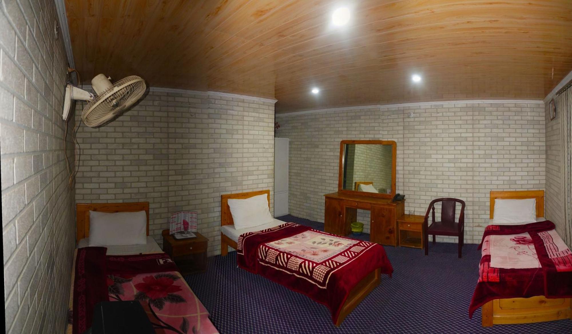Hotel Dewanekhas Skardu Exterior foto