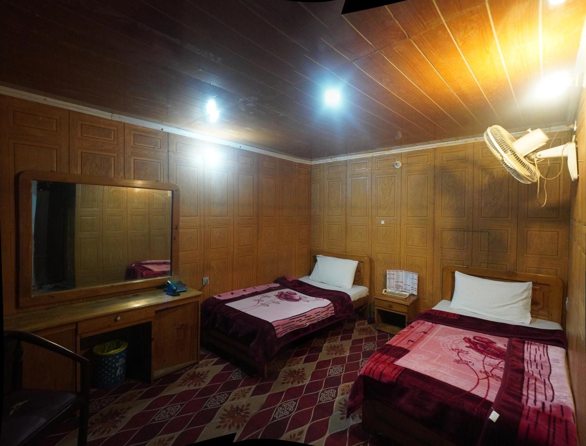 Hotel Dewanekhas Skardu Exterior foto